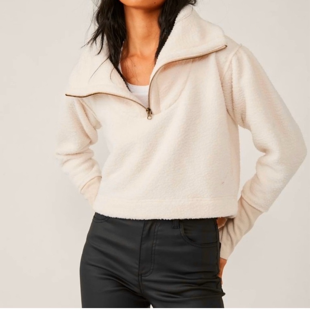 NWT FREE PEOPLE POPPY PULLOVER WITH THUMBHOLES LARGE